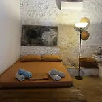 The Traditional Hause With The View *