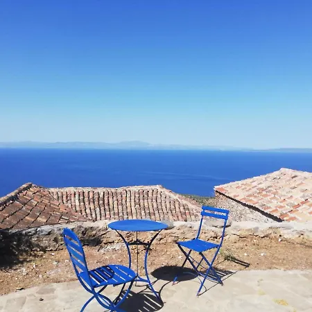 The Traditional Hause With The View Leonidio