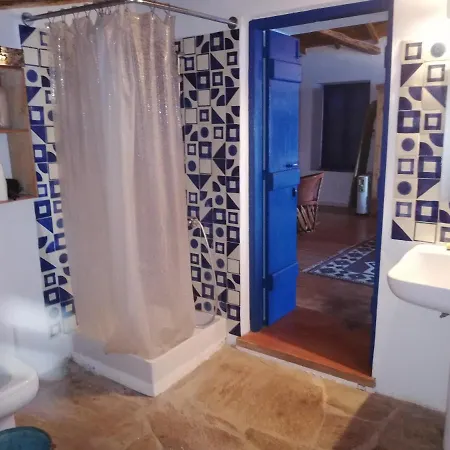 The Traditional Hause With The View בית נופש