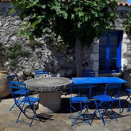 The Traditional Hause With The View Leonidio