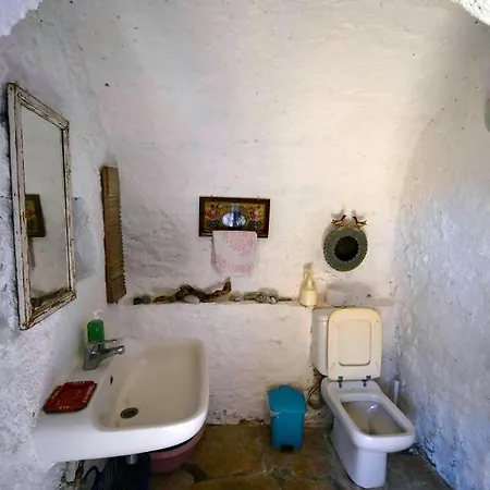 The Traditional Hause With The View Leonidio