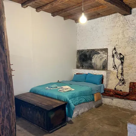 The Traditional Hause With The View Vakantiehuis Leonídion