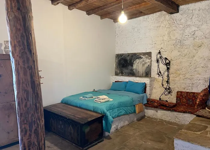 The Traditional Hause With The View Semesterbostad Leonídion